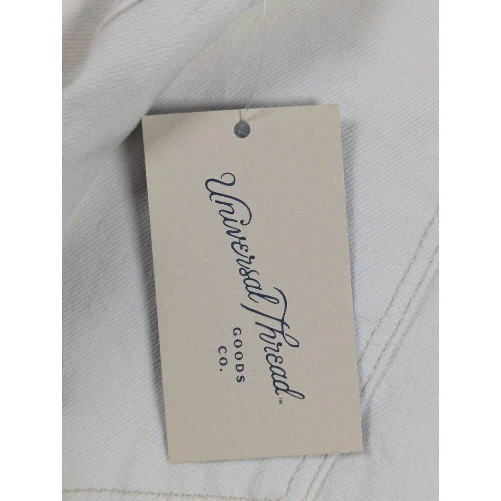 Universal Thread - Women's - Mid-Rise Utility Shorts - White/PR8PY8 - Size: 24